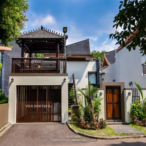 Vimala Hills Villa 2BR atau 3BR, hotell sihtkohas Megamendung