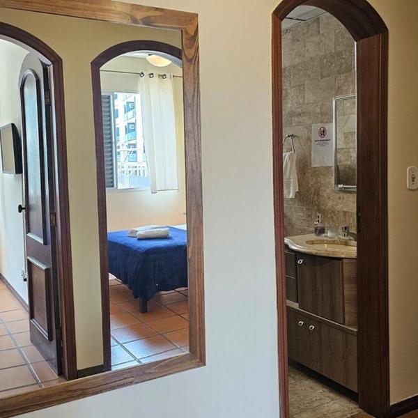 Apartamento inteiro em frente à Praia do Forte - Foto 3