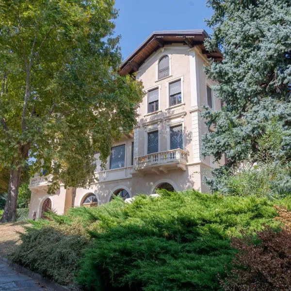 Villa Sardino, hotel Settimo Vittonéban