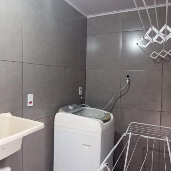 Vila Foz HOSTEL AP6 Apartamento completo de casal com garagem fechada e lavanderia, Temos Uber e guia turístico para indicar, Nosso apartamento é o melhor custo benefício de Foz do Iguaçu - Foto 2