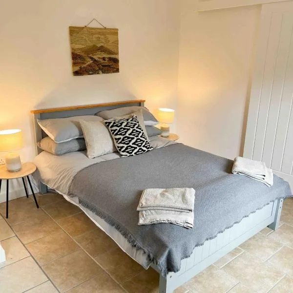 The Retreat, self-contained cosy Anex, M6 A75 Gretna Green, hotel v destinaci Rigg