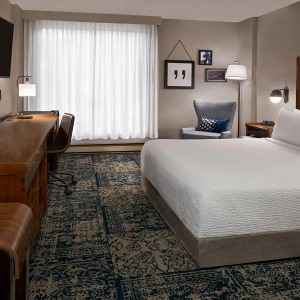 Four Points by Sheraton Hotel & Conference Centre Gatineau-Ottawa, hotel v destinaci Gatineau