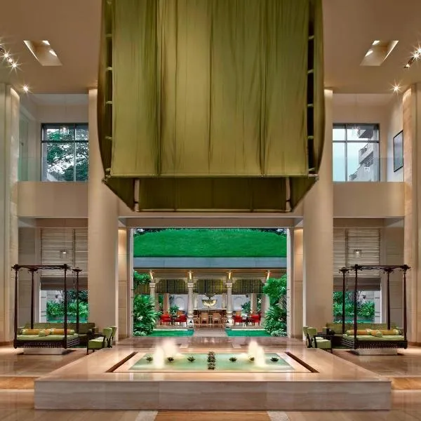 ITC Gardenia, a Luxury Collection Hotel, Bengaluru: Bangalore şehrinde bir otel