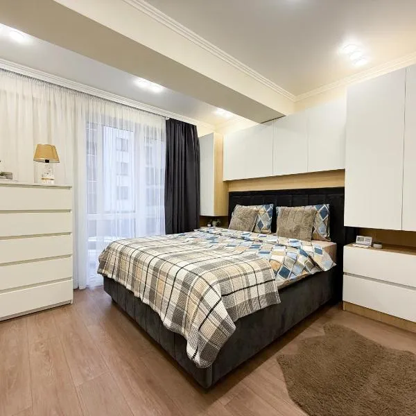 RentHouse Apartments Diplomat, hotel in Chişinău