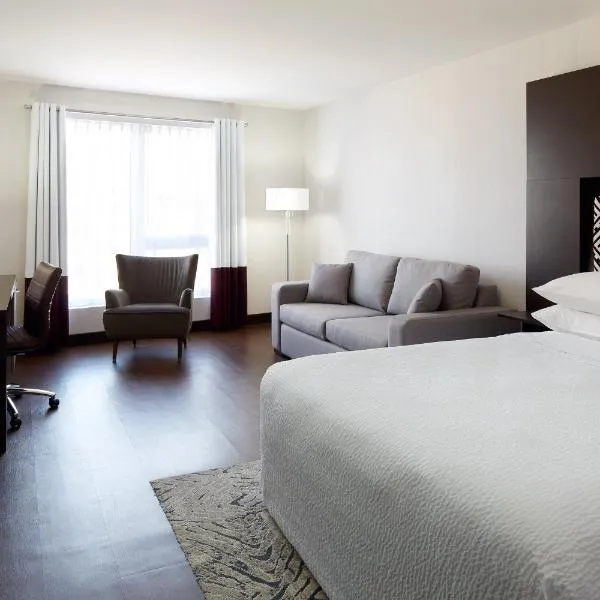Four Points by Sheraton Lévis Convention Centre, hotel v destinaci Lévis
