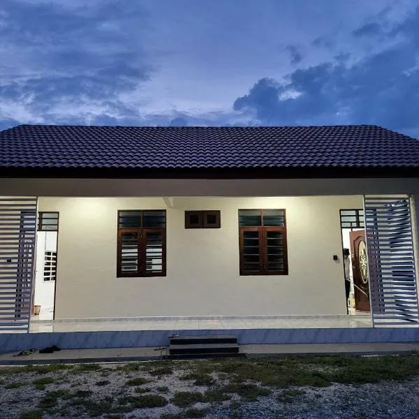 Inap Renggeh Kuala Terrengganu Roomstay, hotel in Kampong Ru Sila