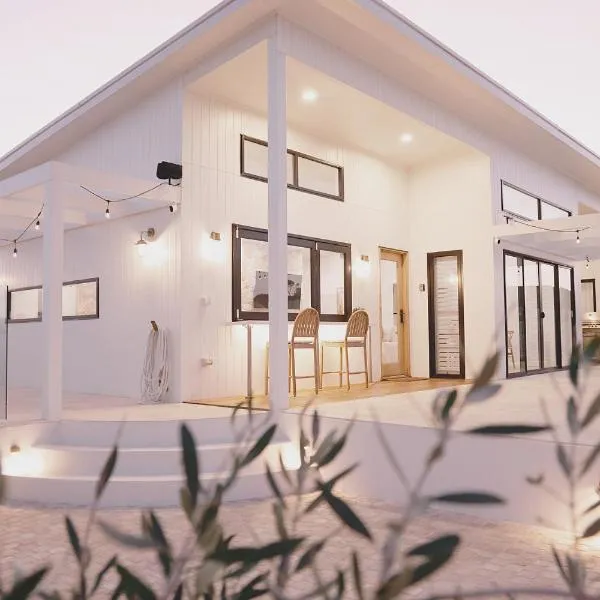 The Arv, hotel in Robe