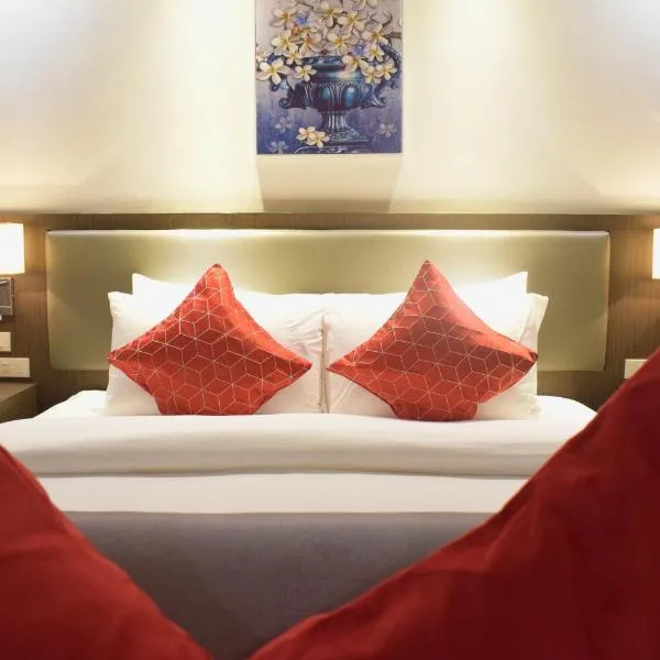 Luxe Suite at BCCT - BGC's Prime Studio - Gym, Infinity Pool with breathtaking skyline view、マニラのホテル