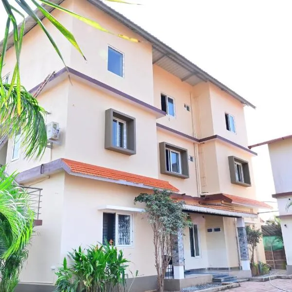 Coastal Pearl Home Stay, Private Rooms & Villas Murudeshwar, hotel v destinaci Māvalli