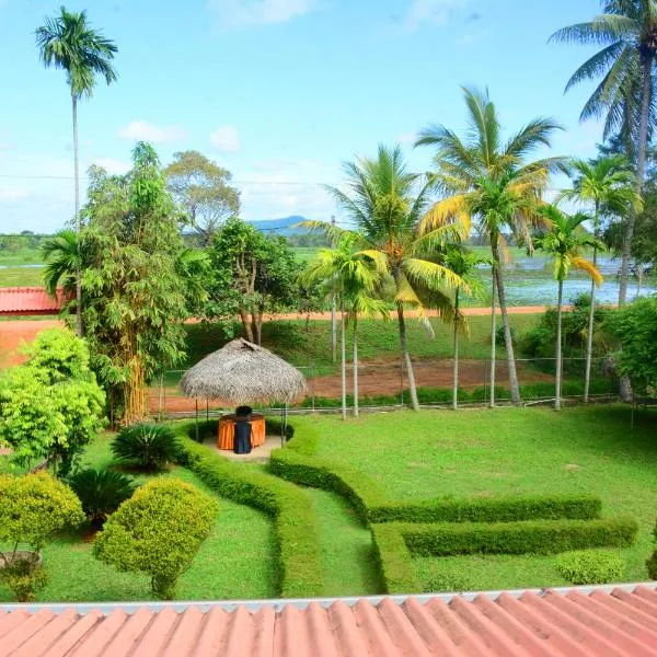 Green Lake View Yala Resort, hotel v destinaci Tissamaharama