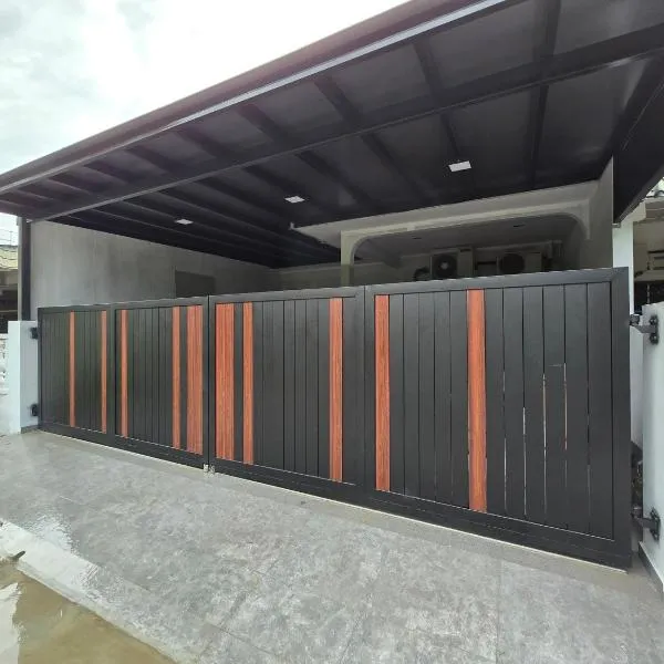 Bee Homestay, hotel v destinaci Keluang