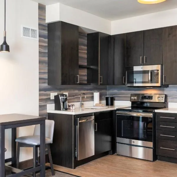 Residence Inn by Marriott Indianapolis South/Greenwood, hotel in Indianapolis