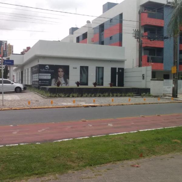 Espaçoso apto em Manaíra a 50mts da areia