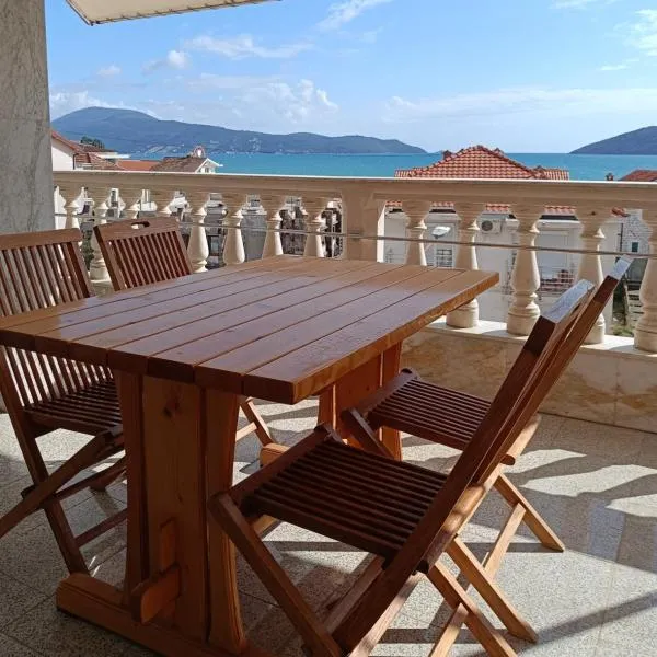 Vila Pašić, hotel v destinaci Igalo