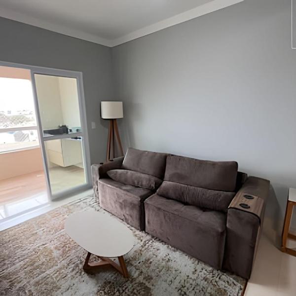 Apartamento Varanda e Churrasqueira Pé na Areia PG