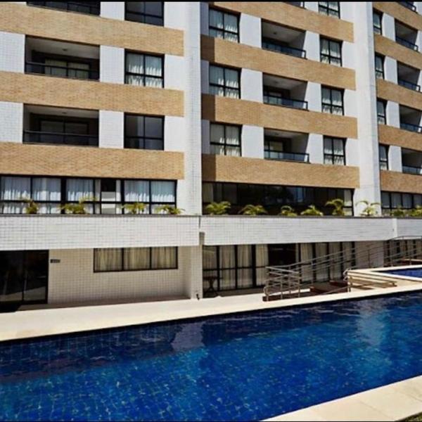 Flat em Ponta Nega com vista para o mar