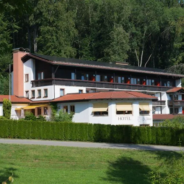 Hotel St. Ulrich Garni, hotel v destinaci Ottobeuren