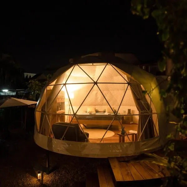 Domea Thakhek - Urban Glamping, hotel in Thakhek