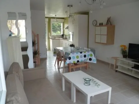 Les Carcahutes, hotel v mestu Audresselles