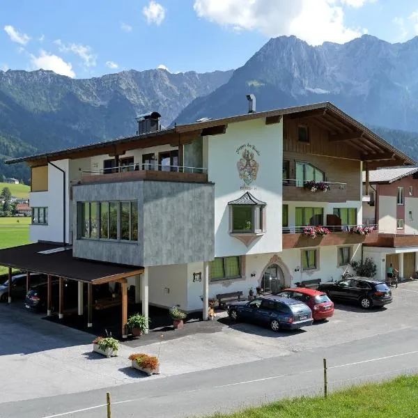 Hotel Garni Tirol, hotel u gradu Valhze