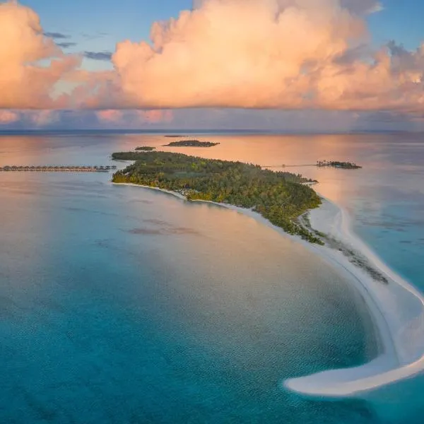 Villa Park Sun Island Resort, хотел в Маамигили