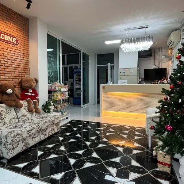 Papangkorn House, hotel en Surat Thani