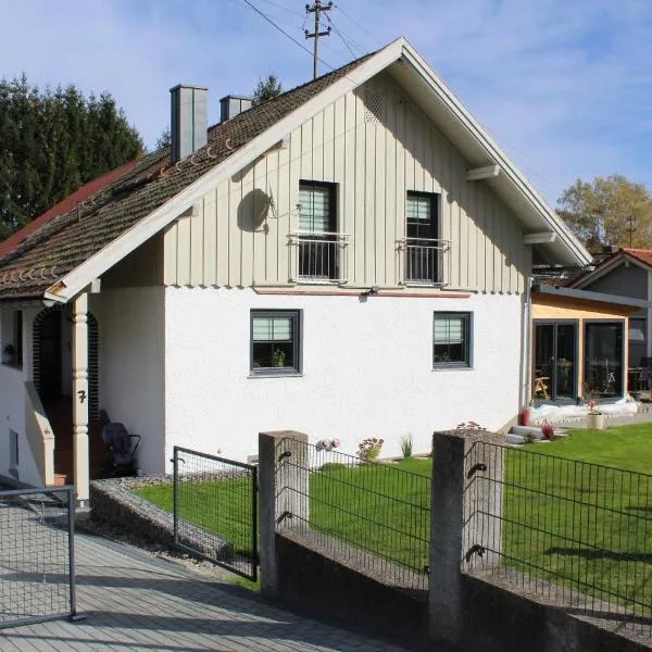Ferienwohnung Jolie, hotel in Sankt Oswald