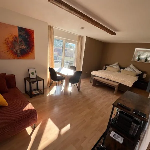 Wohnung mit Küche Balkon Parkplatz in der Nähe von Heidelberg，多森海姆的飯店