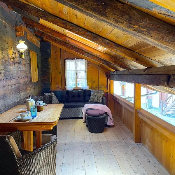 SwissHut Stunning Views Alps Lake - Apart. Erli Up โรงแรมในDärligen