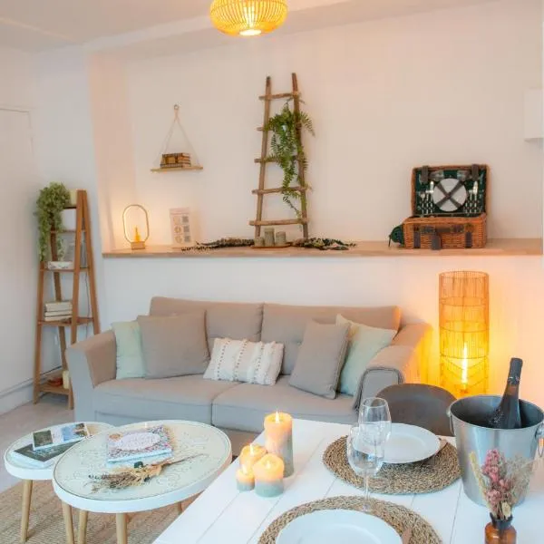 Couvent des Cordelières SPA en supplément, hotel em Vezins