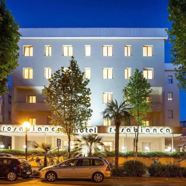 Hotel Rosabianca, hotel in Rimini