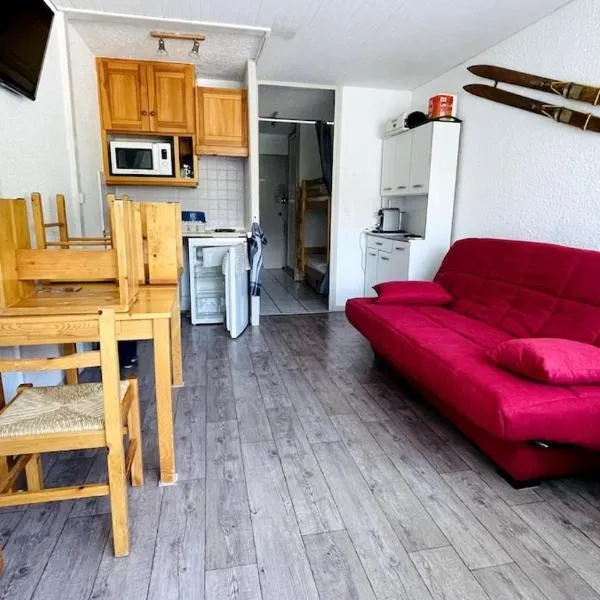 Studio Vars les Claux, hotel in Vars