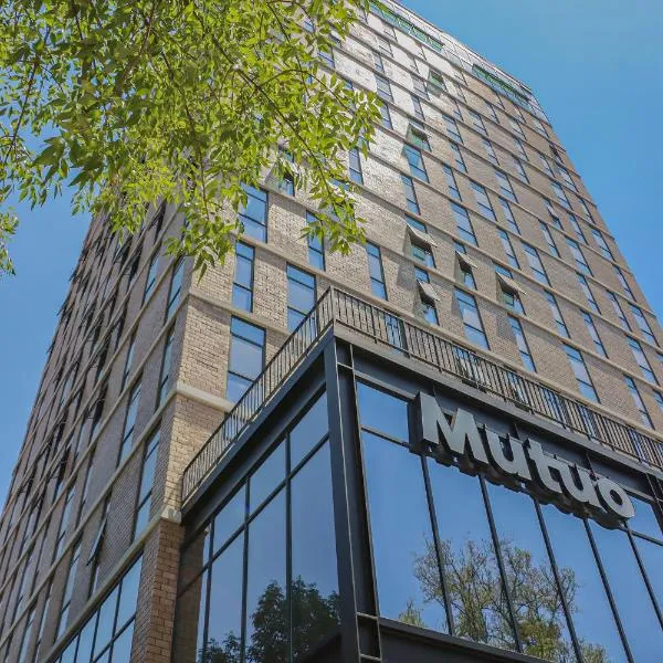 Mutuo Vive, hotel v mestu Guadalajara