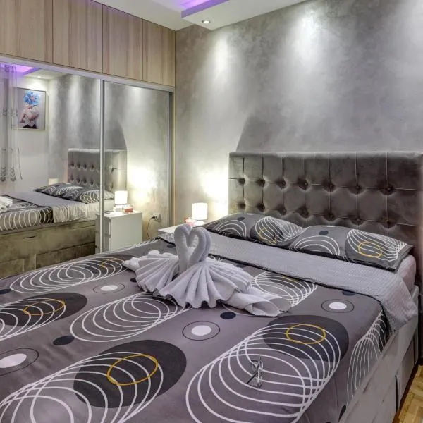 PORTOFINO, With Free Private GARAGE, hotel in Novi Sad