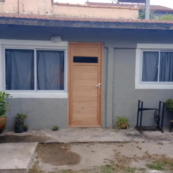 Casa a media cuadra del mar, hotell sihtkohas Santa Clara del Mar