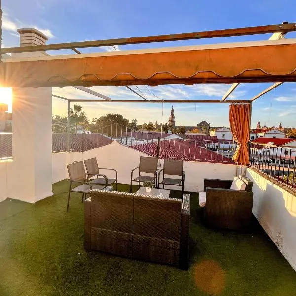 Plaza España Family House, khách sạn ở Seville