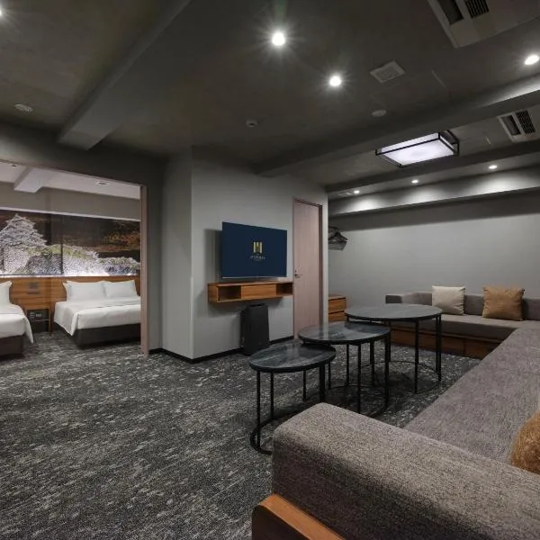MONday Apart Premium OSAKA NAMBA WEST, hotel en Osaka