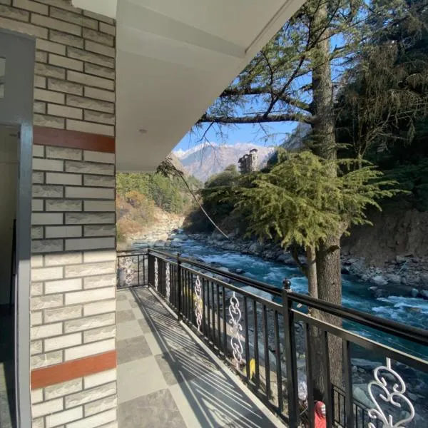 HOM House of MannMauji Riverside kasol, hotel v destinaci Kasol