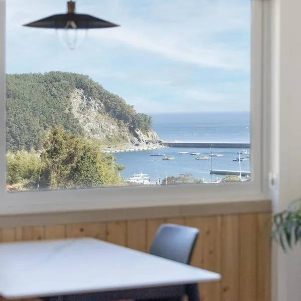 Namhae JJhouse Pension, hotell sihtkohas Namhae