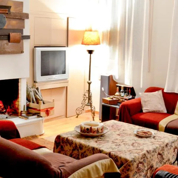 Elegant Stone Mansion in Historic Mystras, hotel in Mystras