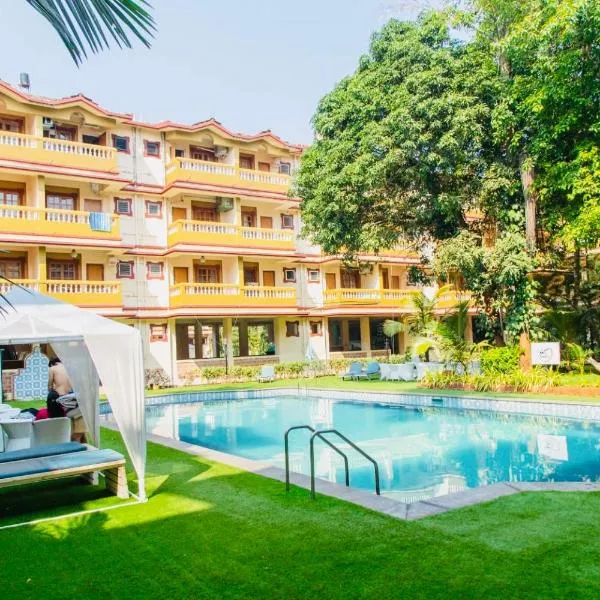 The Candolim House - Premium 1BHK Suite with Pool near Candolim-Calangute Beach photo 2