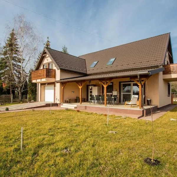 MarVen Apartman, hotel v destinácii Balatonkenese