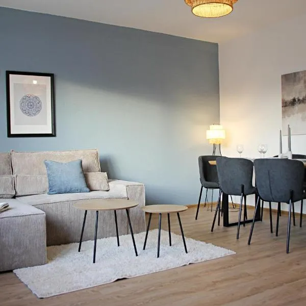 Große 6 Personen Wohnung I Balkon I zentral I Boxspringbett I Wifi, hotel en Hamm