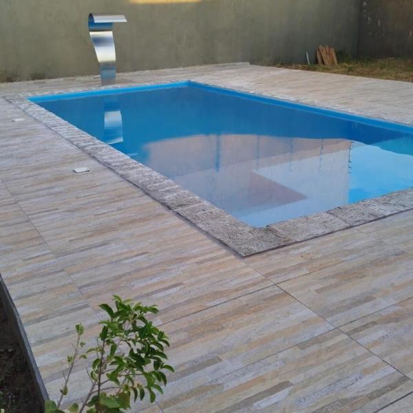 Casa agradável e confortável, com piscina