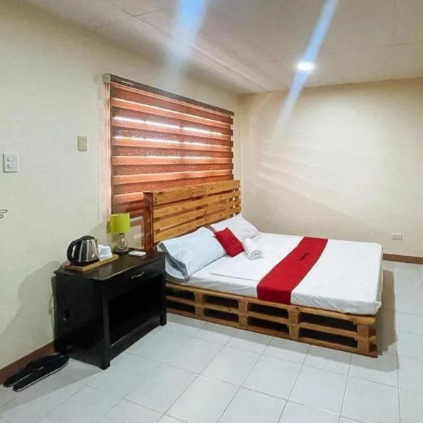 RedDoorz @ Cion Suites Mintal Davao, hotel v destinaci Davao