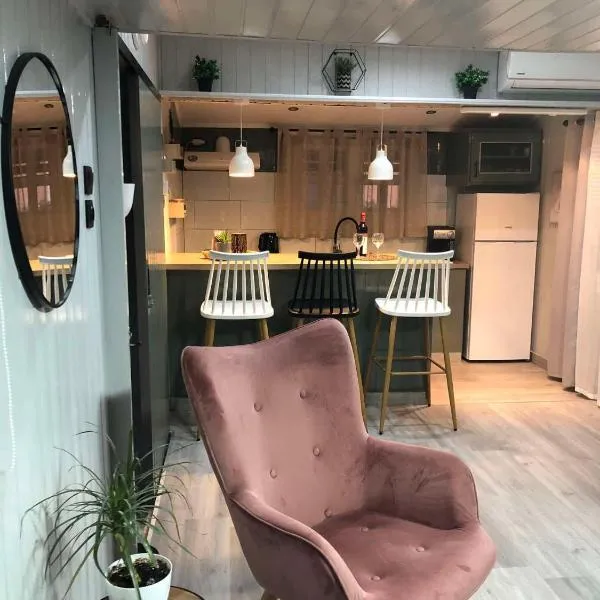 Cozy Home Kanali, Preveza, hotell sihtkohas Kanali