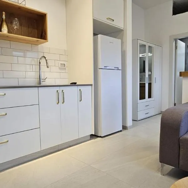 יובליי דניאל, hotel v destinaci Kirjat Šmona