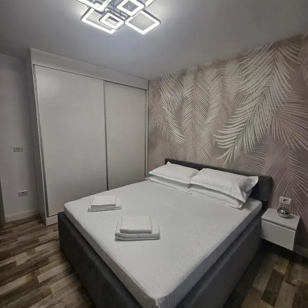 Sweet Studio, hotel in Moineşti