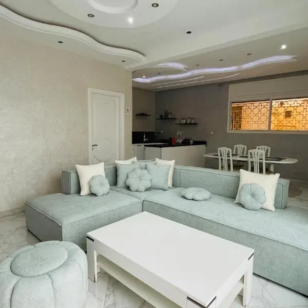 Luxe appartement villa Grand terrasse, hotel v destinaci Safi