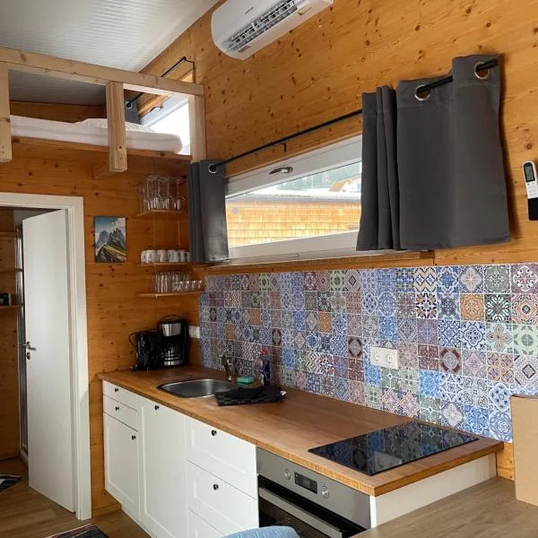 Tiny House Lodges Zillertal、Unterbergのホテル